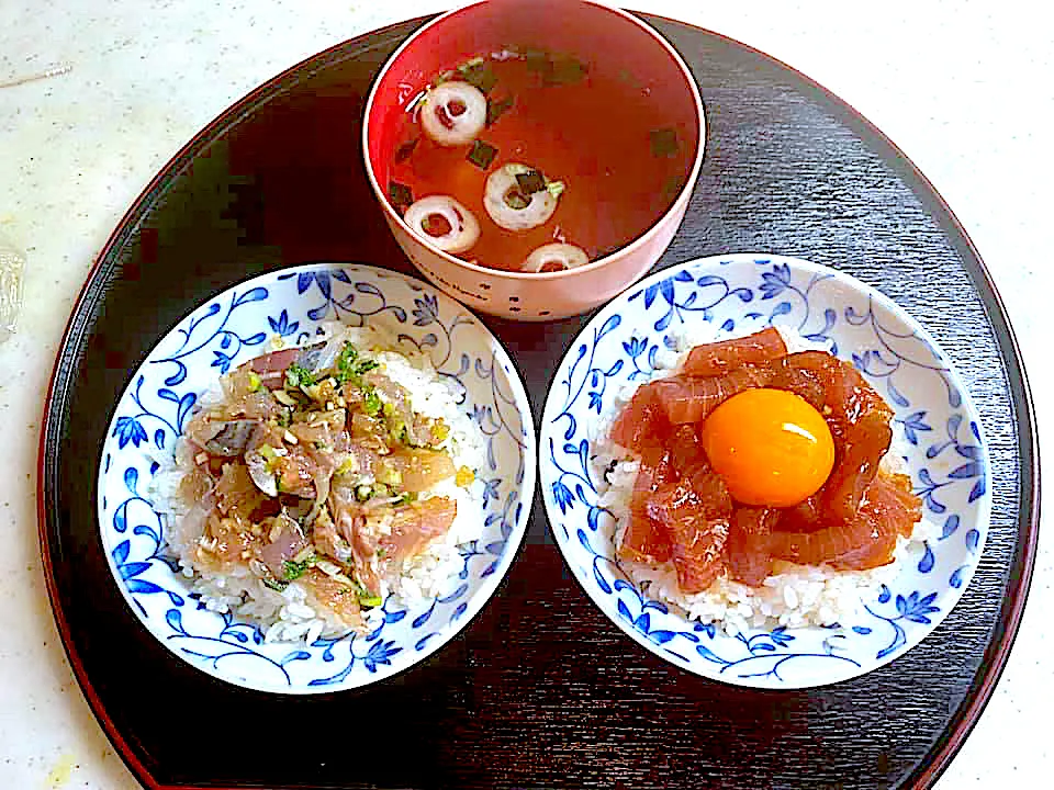 鯵のたたき丼ミニ　鮪ユッケ丼ミニ|こっぷさん