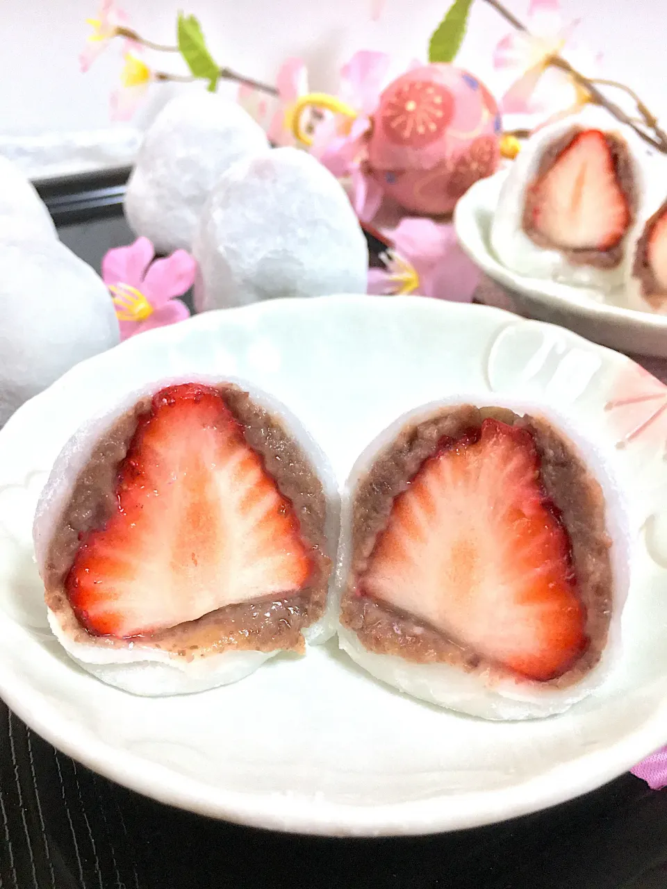 甘さ引き立つ隠し醤油✨発酵あんこのいちご大福🍓🌸ヤマサさんの【鮮度生活特選丸大豆しょうゆ】使用しました   (∩´∀`∩)💕|sucreroomさん