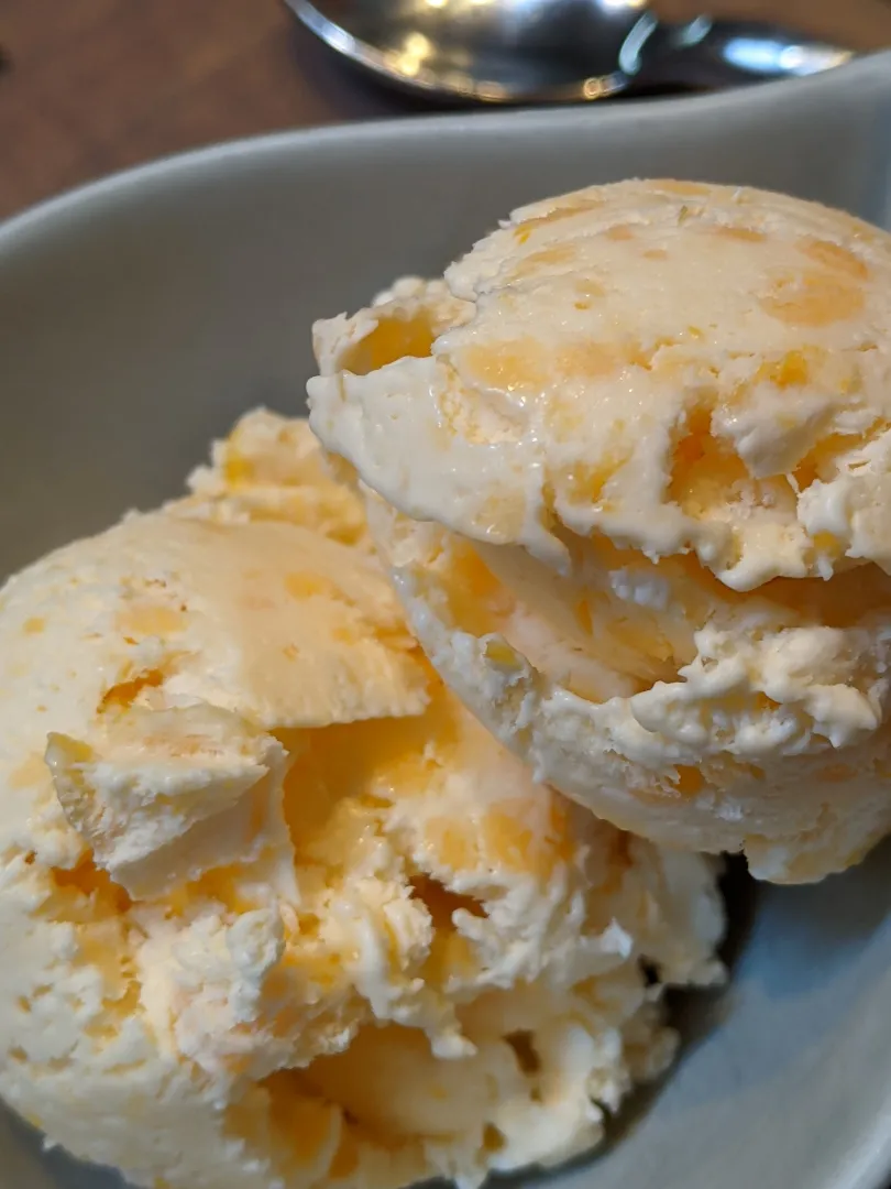 Cheese & Corn No-Churn Ice Cream|Mama Munch's Kitchenさん