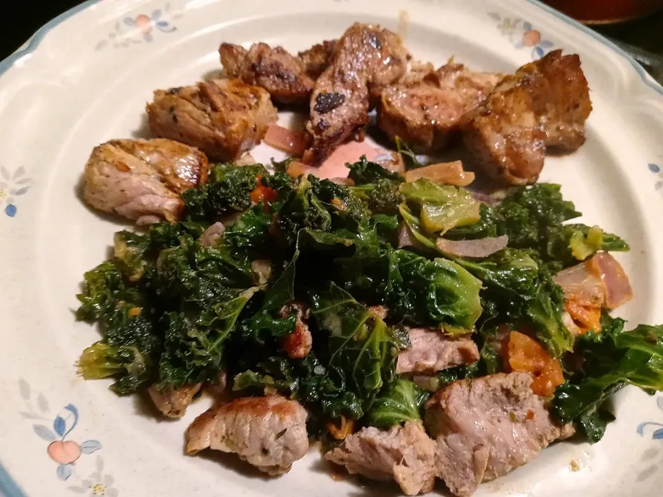 Snapdishの料理写真:pork and greens|joanna mooreさん