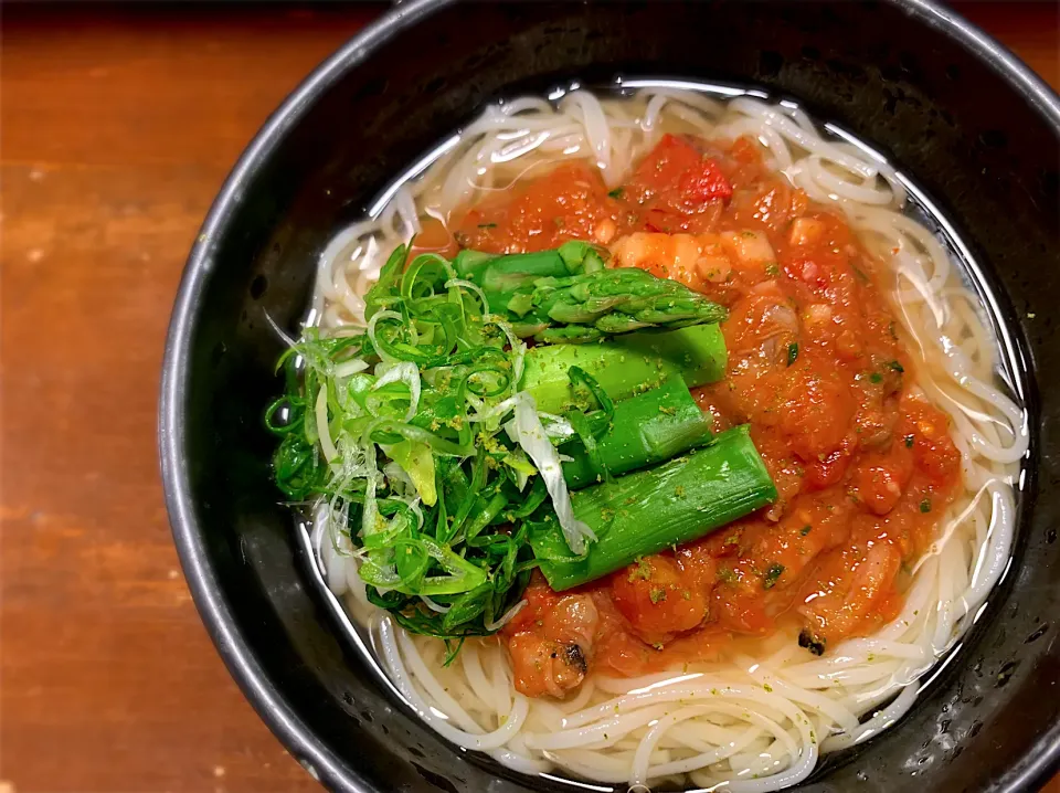 Snapdishの料理写真:シーフードトマトそうめん|半田手延べそうめんの店 阿波や壱兆さん