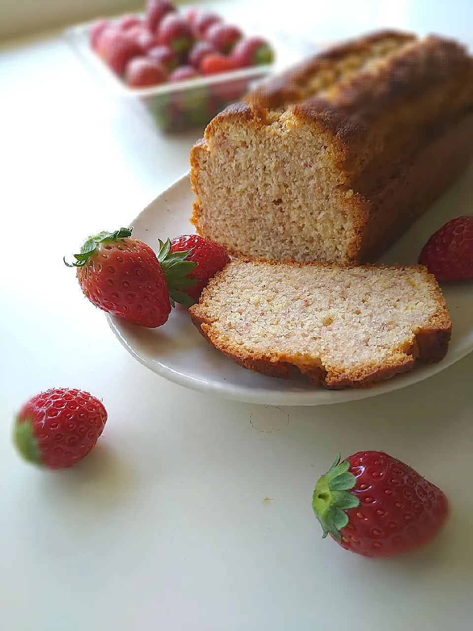 いちごジャムパウンドケーキ🍓完成形‼️か？|まめころさん