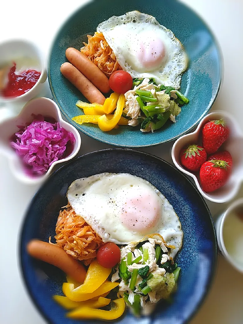 朝ごはん🌅！|まめころさん