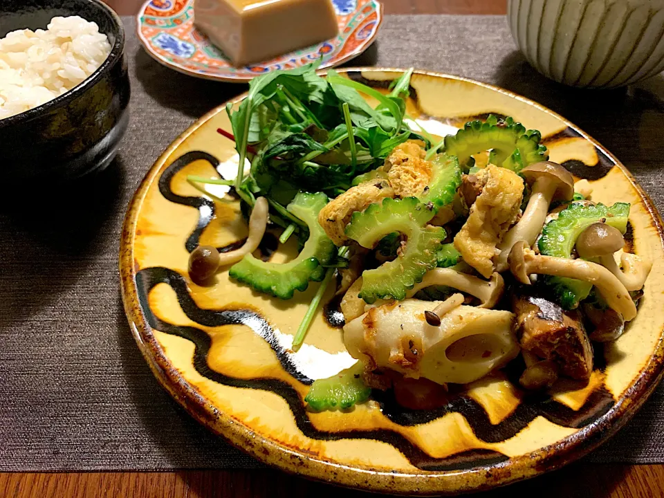 ゴーヤと秋刀魚の味噌煮炒め|かなっぺさん