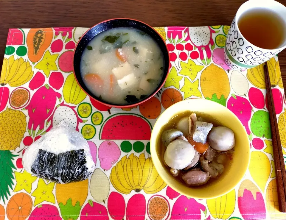 お昼ごはん　里芋の煮物|みやこさん