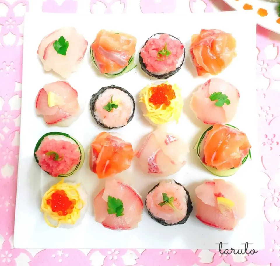 子供達大好き💕具材色々 手毬寿司～😋🍣|taruto⭐️さん