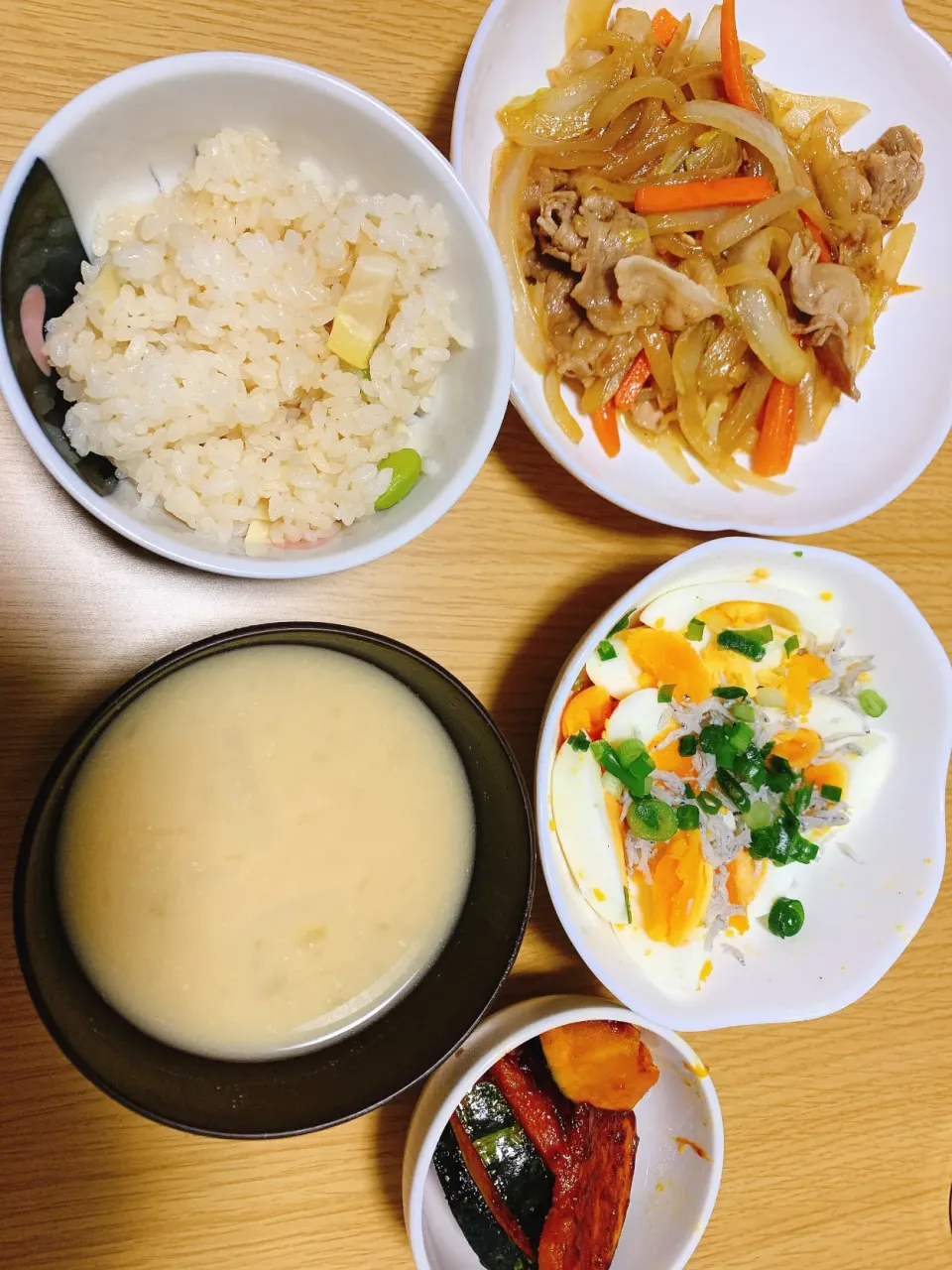 Snapdishの料理写真:豚バラのオイマヨ炒め|あみたんさん