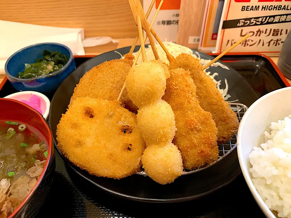 串カツ定食|ぶりっとさん