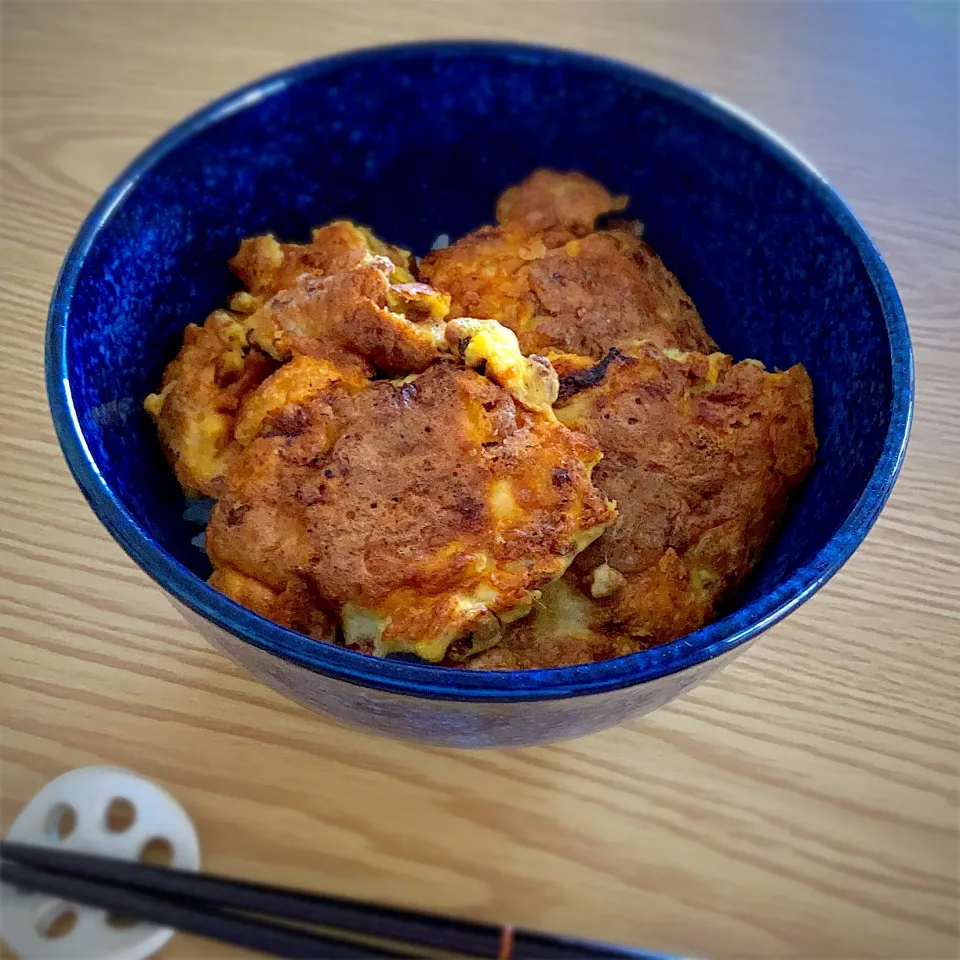 納豆チーズ丼でランチ|ツインうさぎさん