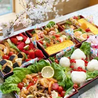 Snapdishの料理写真:おうちでお花見弁当|まみさん