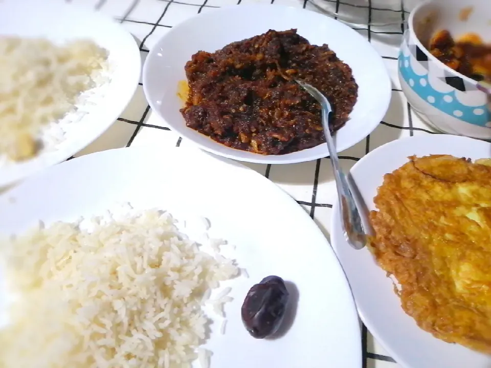 Nasi Lemak for our Iftar today. Simple.|Bake.Myday_MYさん