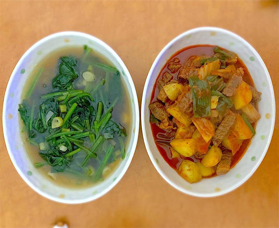 Dinner in the next day of ramadhan, already one week passed: kimchi beef potatoes with spinach soup