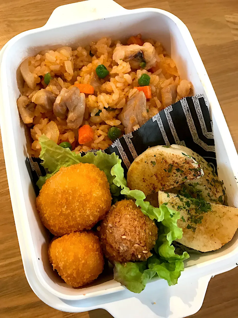 チキンライス弁当🍱|ちっくんさん