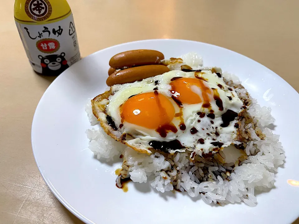 目玉焼きライス　熊本甘口醤油かけ|マハロ菊池さん