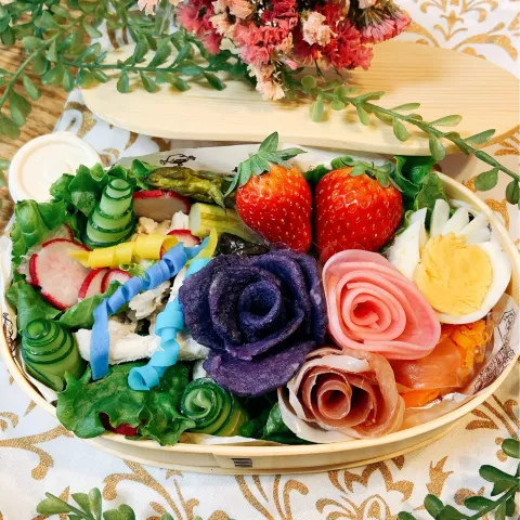 「にんじん」を使ってみたSnapdishの料理・レシピ写真:ブーケ弁当💐