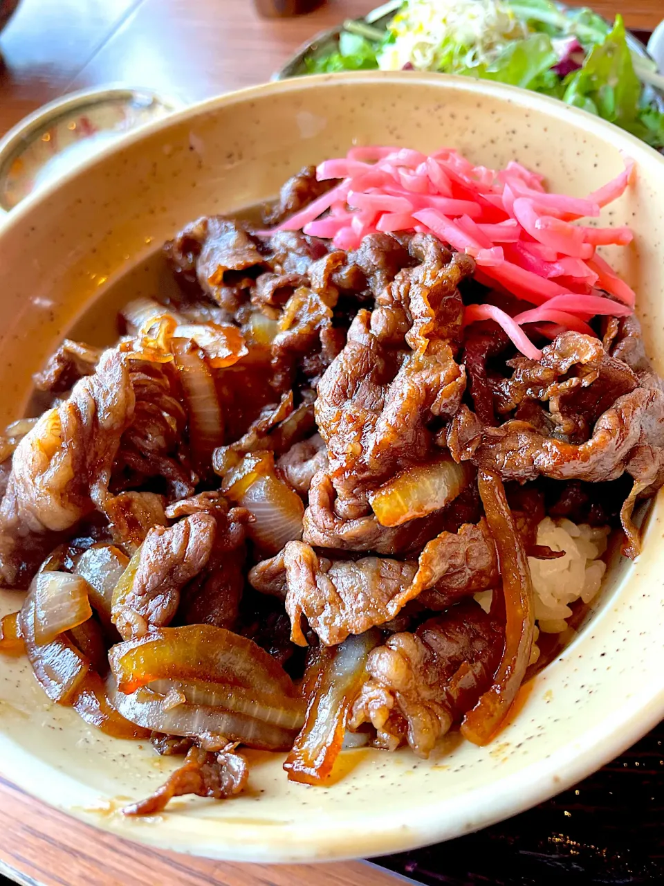 伊勢牛の上牛丼！¥2.200なり！|Tomyさん