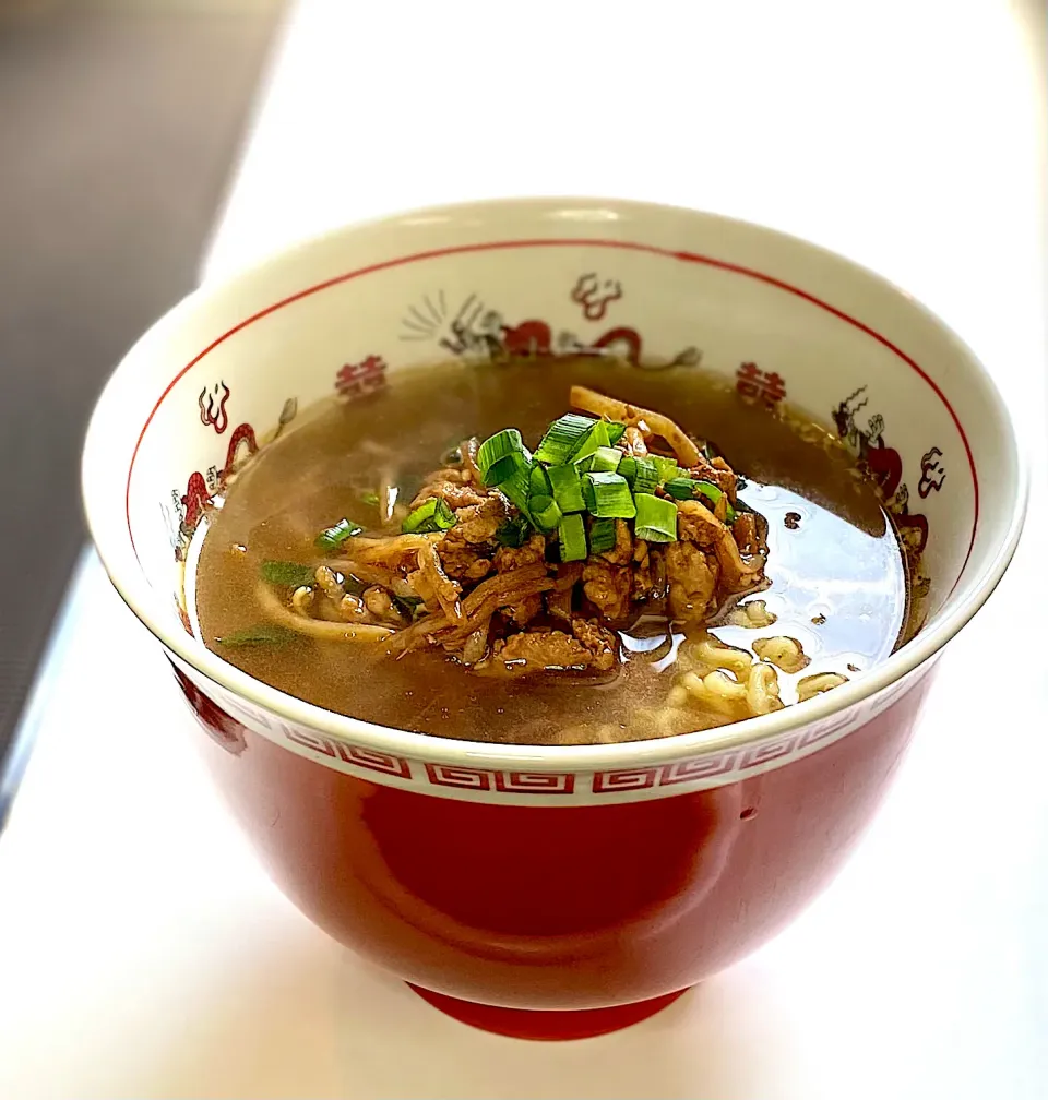 Snapdishの料理写真:ピリ辛もやしのせラーメン|かっちゃん杉さん