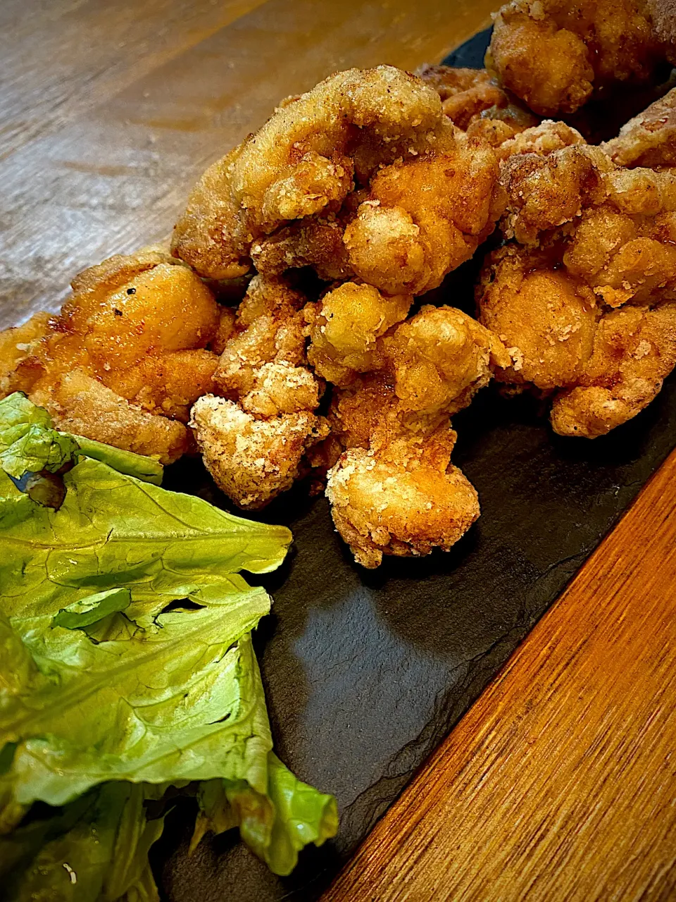 Snapdishの料理写真:息子作！鶏モモの唐揚げ😋|akiさん