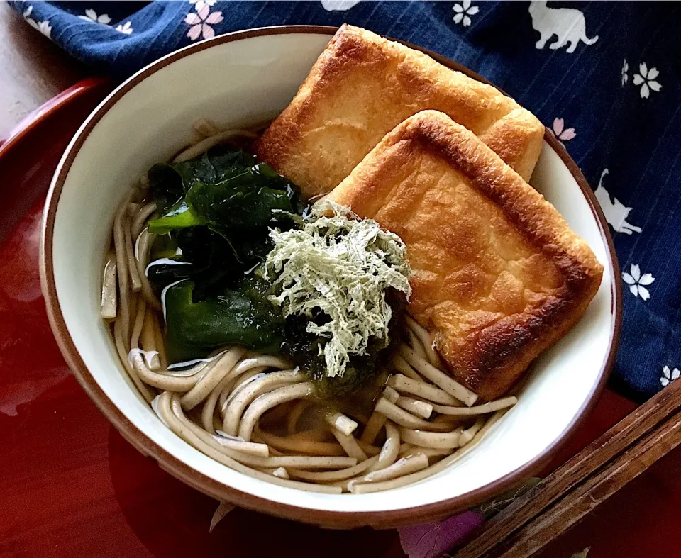 Snapdishの料理写真:きつね蕎麦🦊|nainaiさん