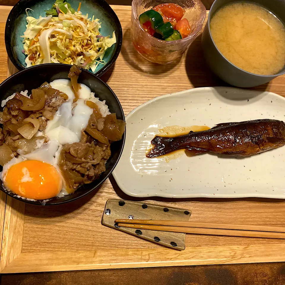 温玉牛丼、鮎の甘露煮|なつこさん