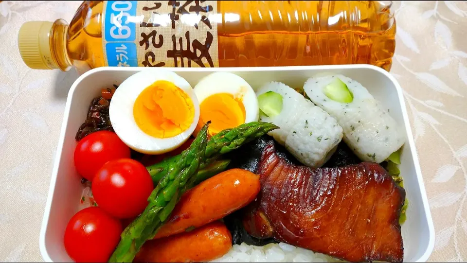 4/21のお弁当🍱
海苔弁当|卯月さん