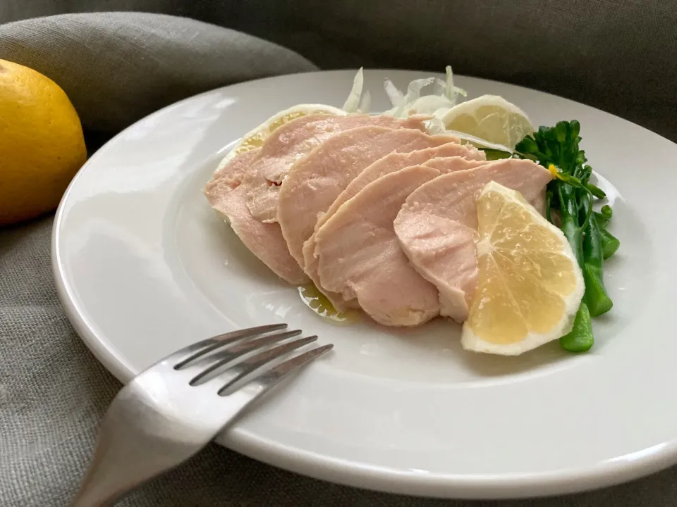 るん♪の料理 チキンと新玉日向夏のサラダ♪|るん♪さん