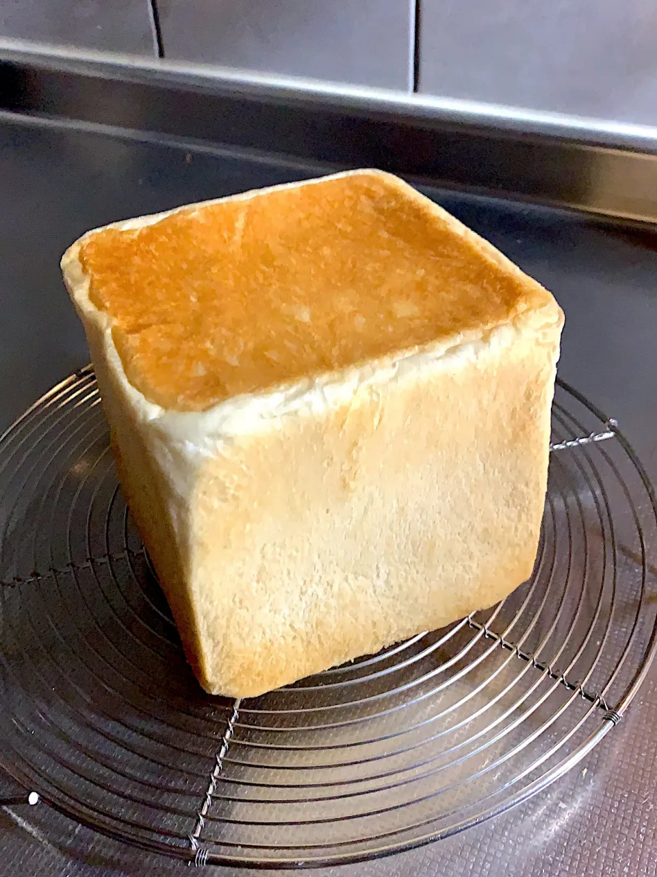 久しぶりの角食パン🍞😋|めぐめぐさん