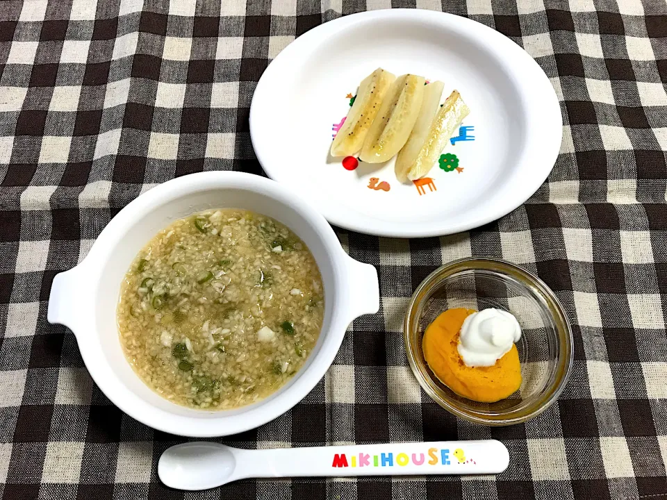 【離乳食】鯛とキャベツのこつぶ めん、かぼちゃヨーグルト、バナナ|sayaさん