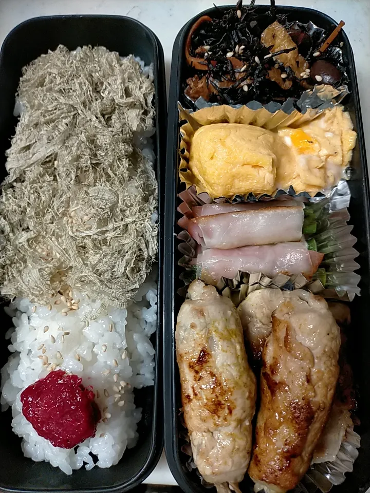 エリンギ肉巻き弁当
★アスパラ・ハム餃子の皮巻
★豆乳・大葉入り卵焼き
★黒豆入りひじき煮|芽亜里さん