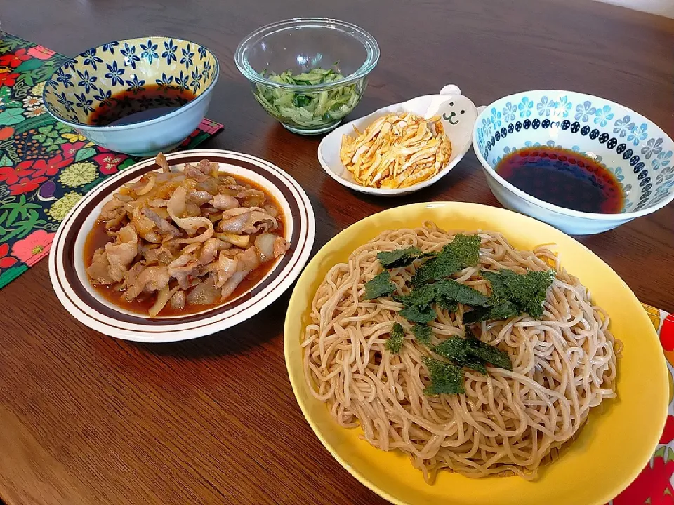 昼ごはん　讃岐ダイシモチ麦麺|みやこさん