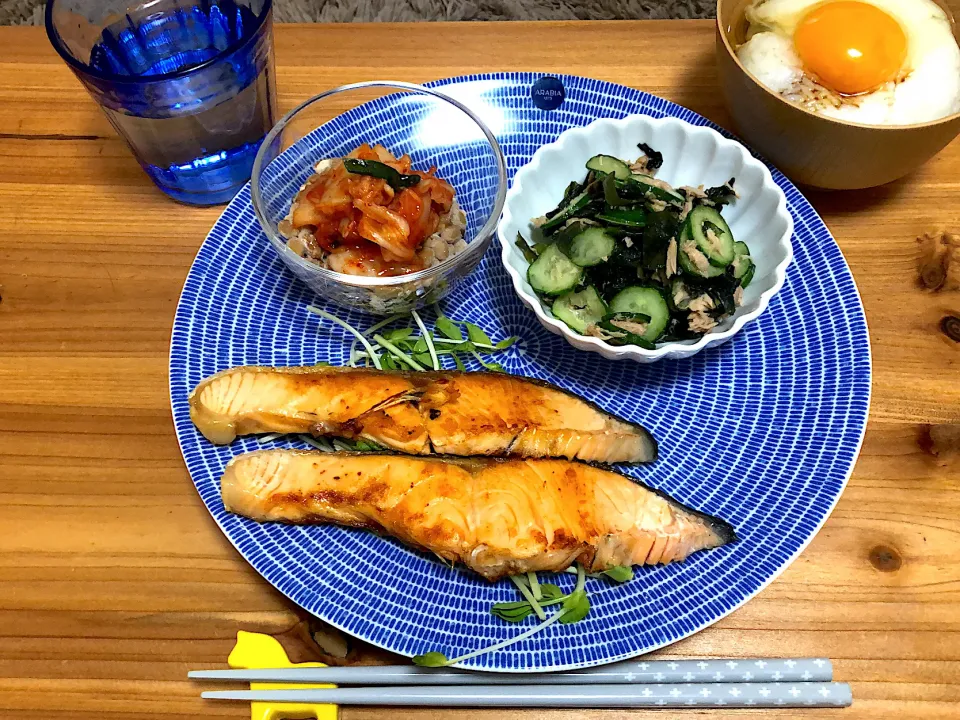 Snapdishの料理写真:鮭の塩焼き|saknさん