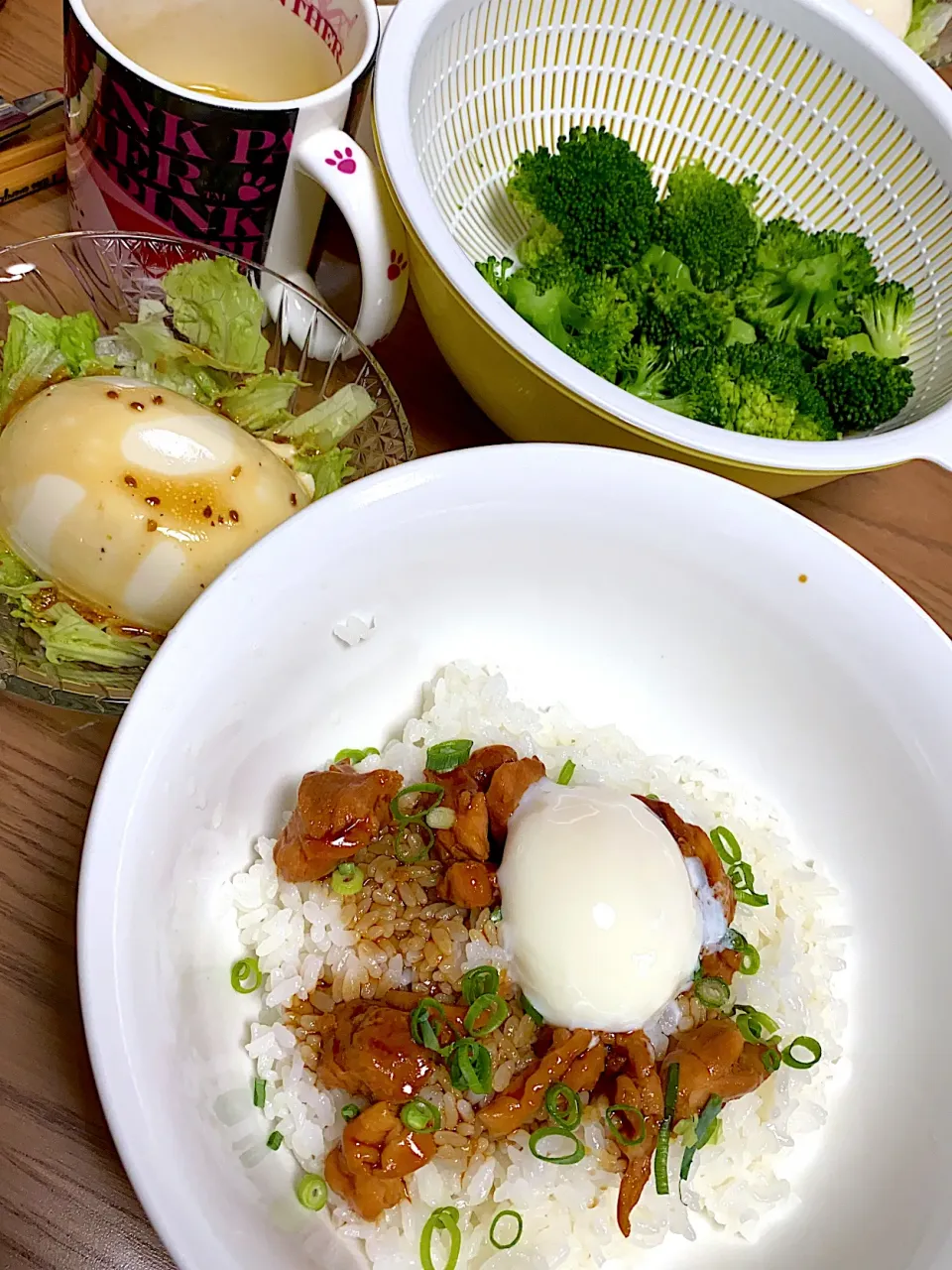 焼き鳥丼、ブロッコリー、豆腐サラダ|ゆーママさん