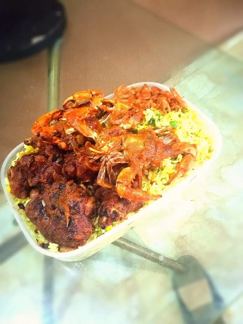 fried rice and seafood with goat meat|moni olowosibiさん