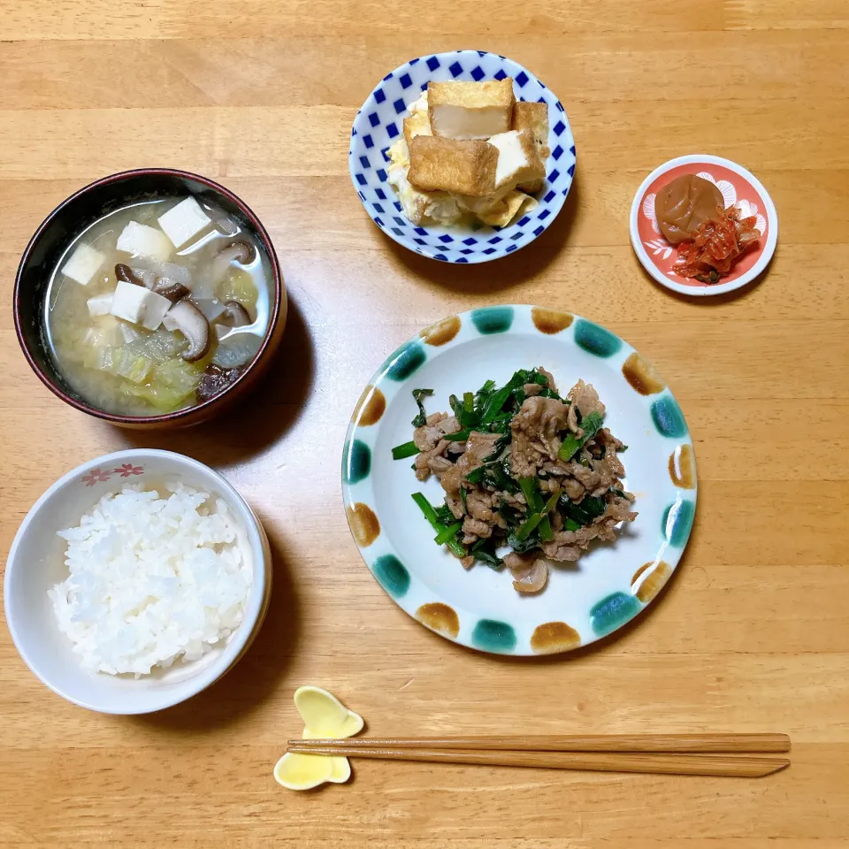 豚肉とニラの甘辛炒め🥢|ちゃみこさん