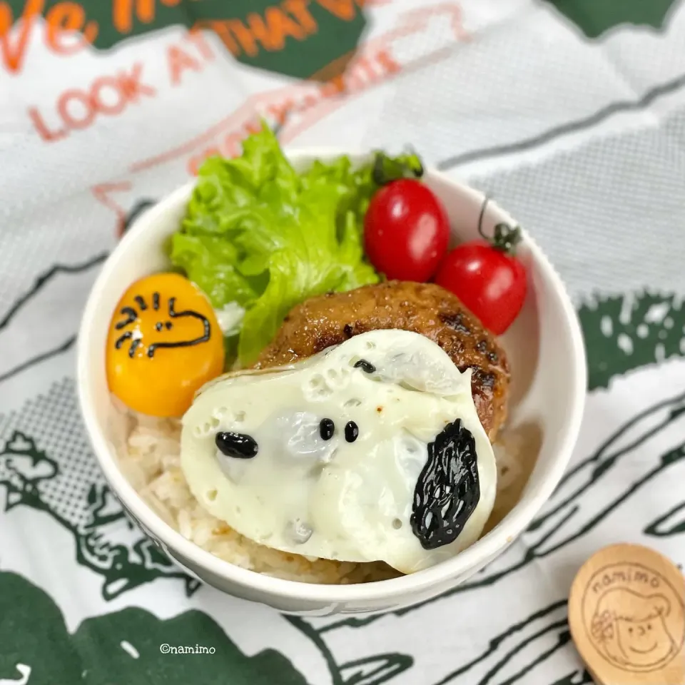 Snapdishの料理写真:スヌーピーのロコモコ丼|namimoさん