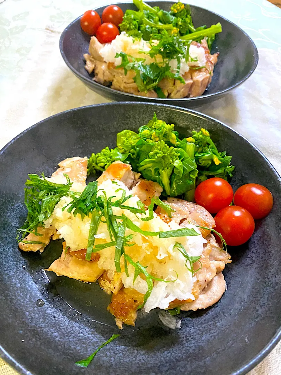 Snapdishの料理写真:チキンステーキ🐔さっぱり♬おろしポン酢|ぽっちさん