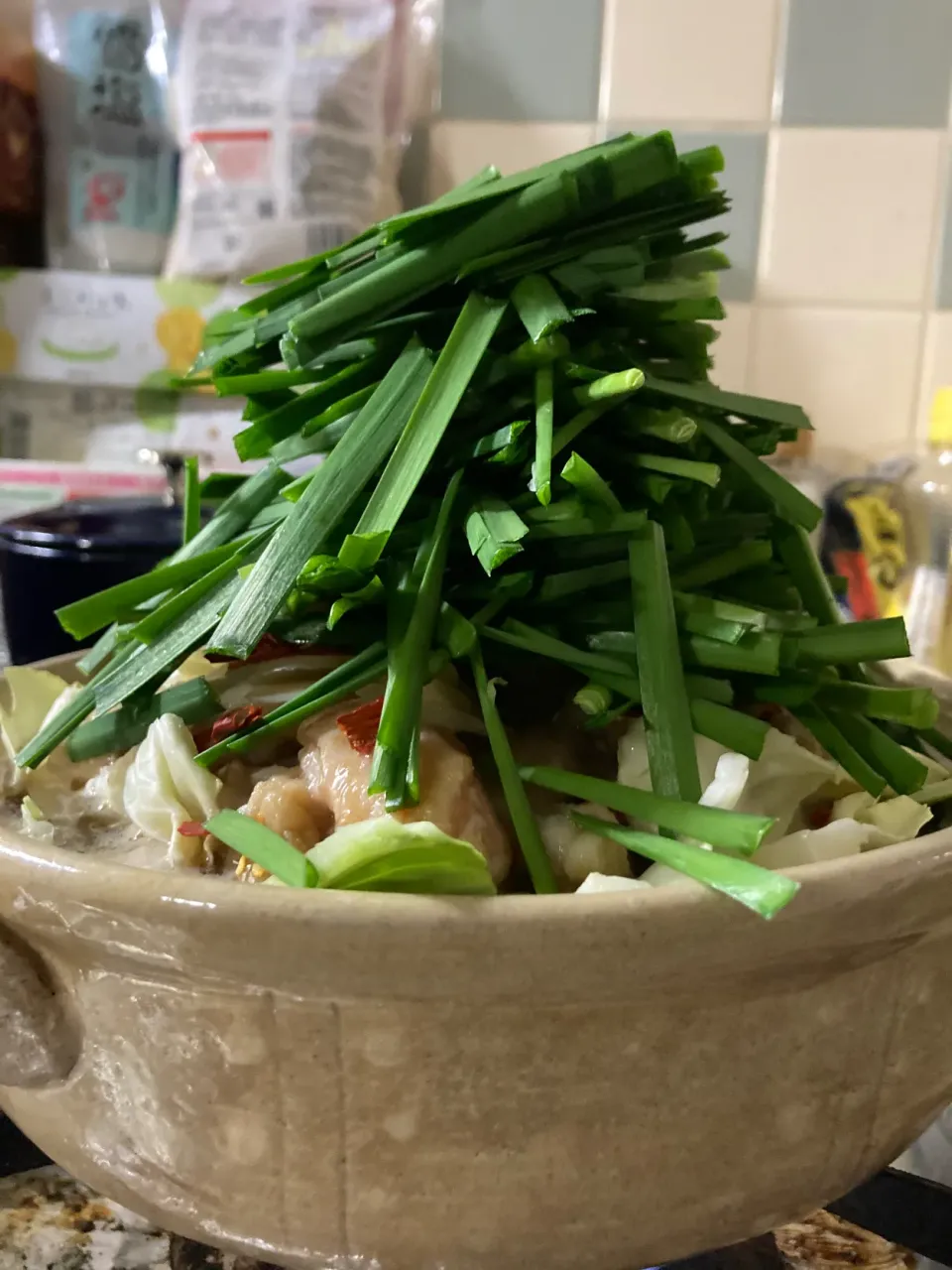 4月24日晩ご飯。いただきものの、もつ鍋！|あやさん