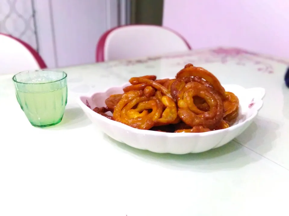 Jalebi with lemonade|Gırtlak Zさん