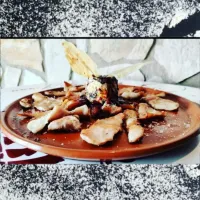 Snapdishの料理写真:Secreto ibérico con salsa de frambuesa y patata asada y cristales de puré de patata|Sebastian Lujanさん