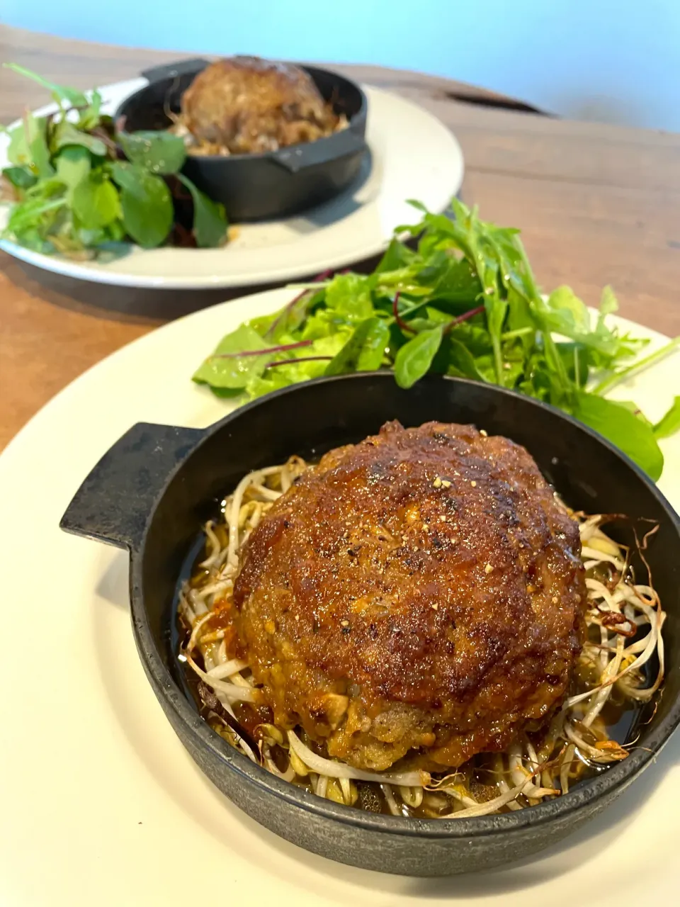 きのこと牛肉のまかないハンバーグ|IKURA Foodsさん