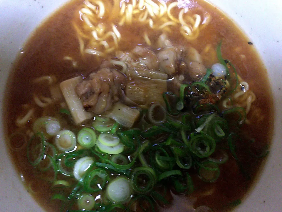 赤味噌ラーメン(焼鳥)|ばーさんさん