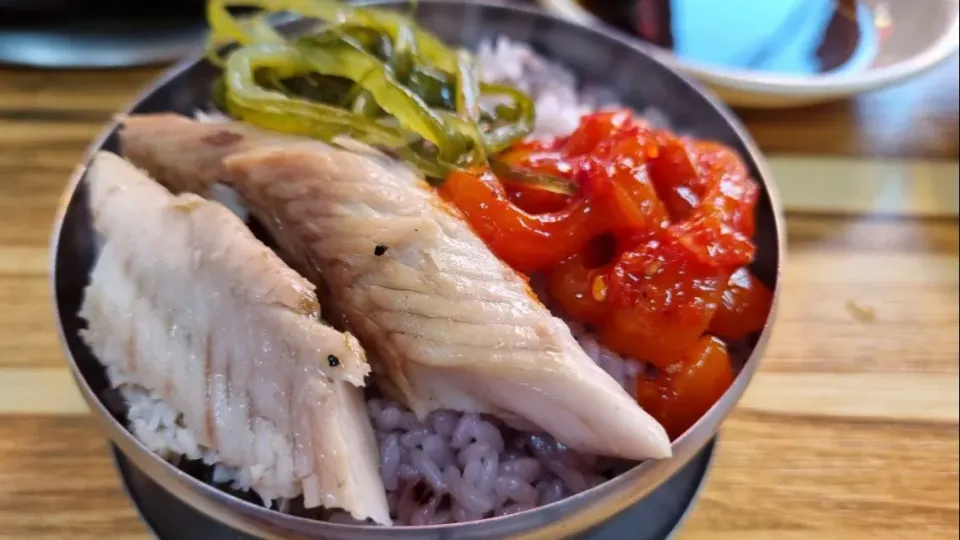 grilled fish with rice|steven z.y.さん