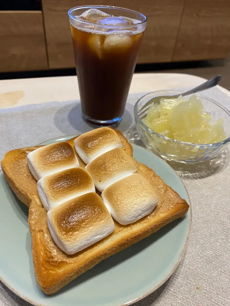 Snapdishの料理写真:sairiさんの料理 ピーナッツマシュマロトースト|みかん🍊さん