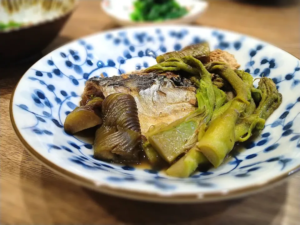 鯖とたらの芽　茄子の田舎煮|古尾谷りかこさん