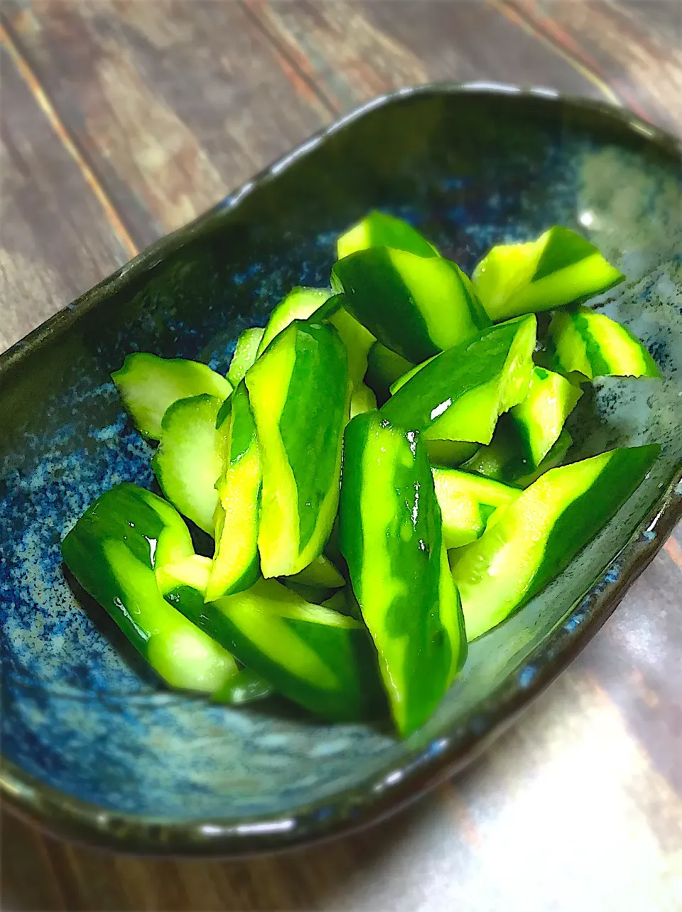 昆布茶で浅漬け🥒きゅうり|みゆきさん