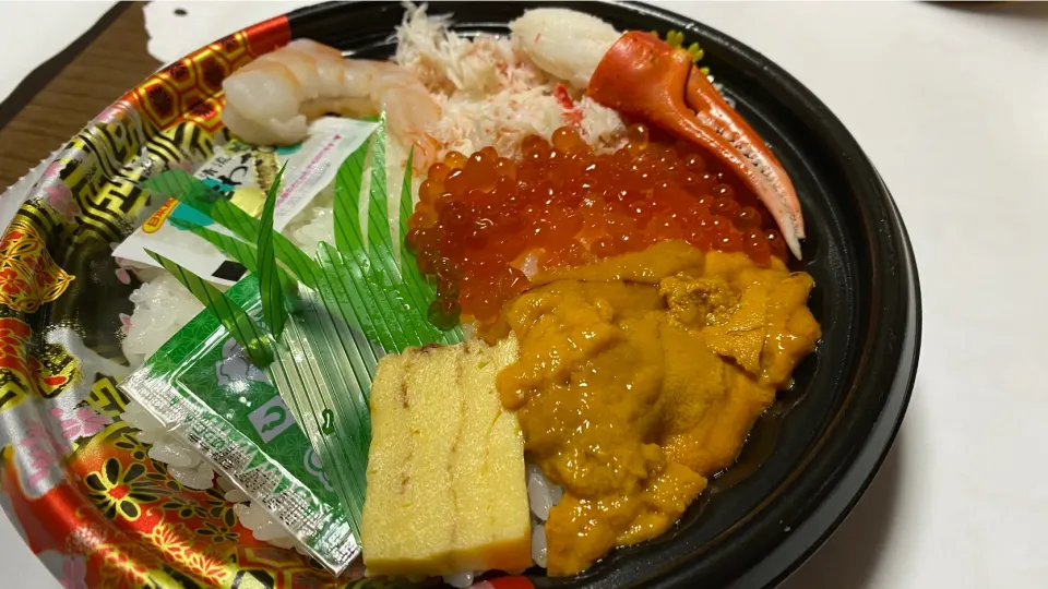 ラグーナテンボスフェスティバルマーケットで海鮮丼|Morito Kamiyaさん