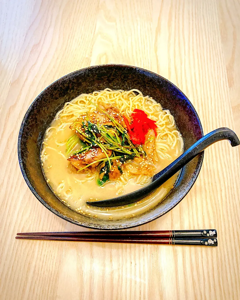 休日ランチ　ラーメン|ふわ猫はなちゃんさん