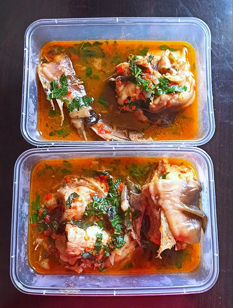 cat fish pepper soup. 
who's interested?|LINA'S KITCHENさん