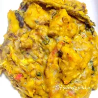 Nigerian Beans, yam and plantain 
 porridge cooked in water, palm oil
 pepper, smoked fish, smoked prawns 
and other spices .|Foyinsola Toby Owoさん