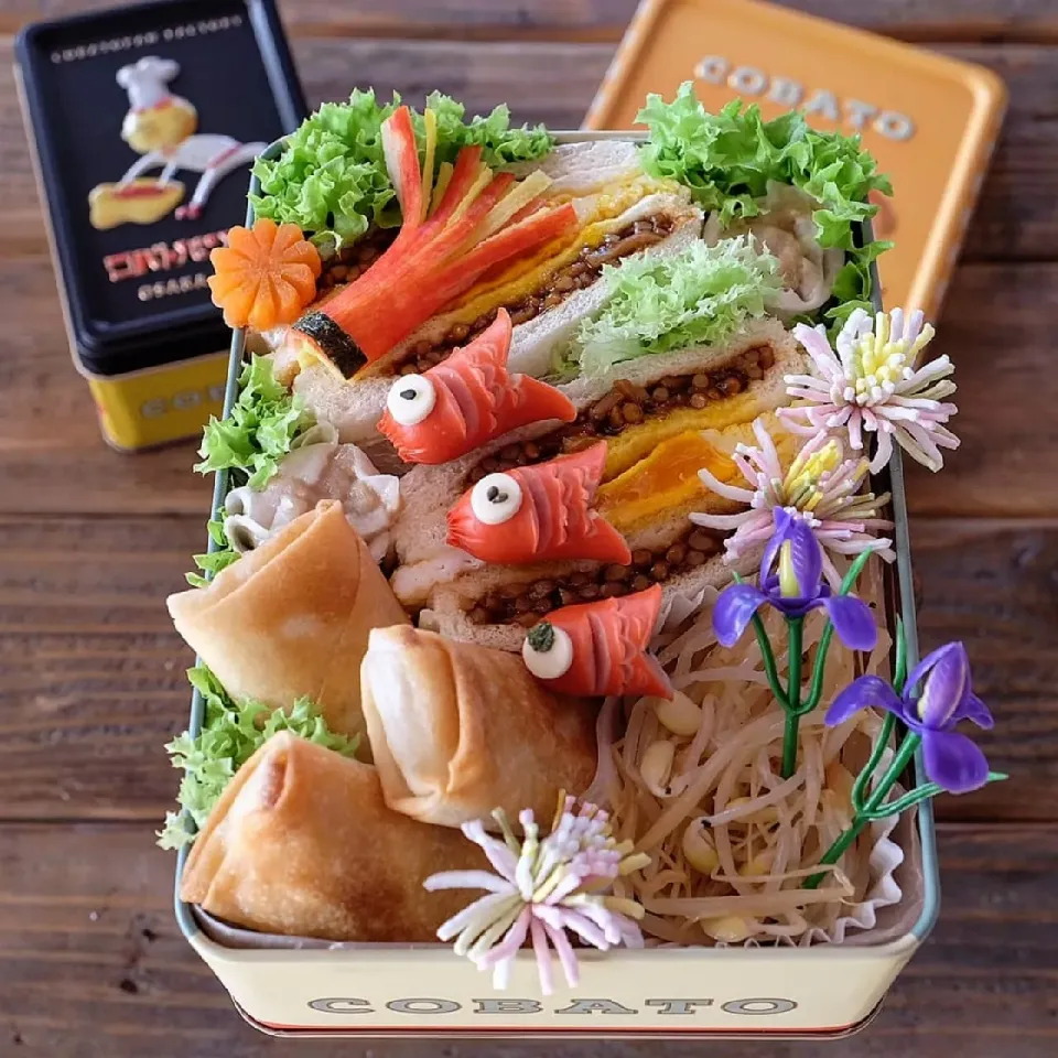 Snapdishの料理写真:ランチパックサンド弁当|萌絵コさん